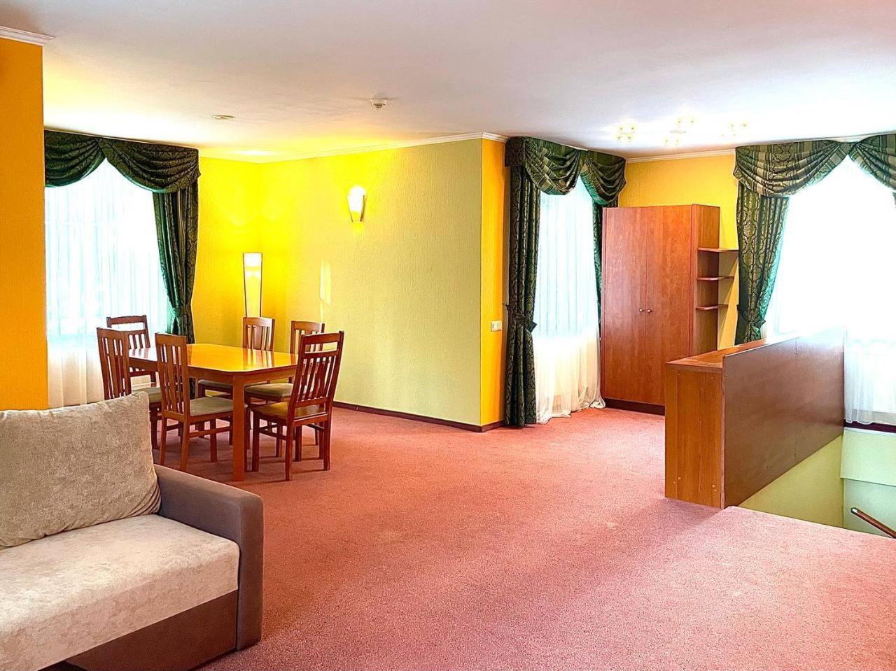Lucky Fish Jurmala Hotel Ngoại thất bức ảnh